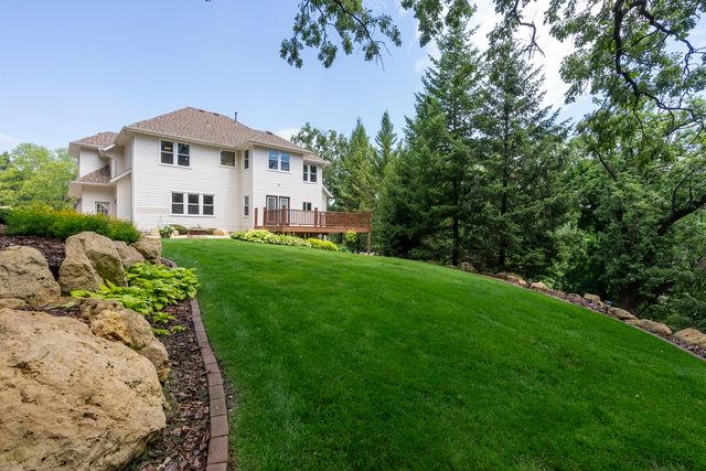 6799 Ridges Court, Bettendorf, IA 52722