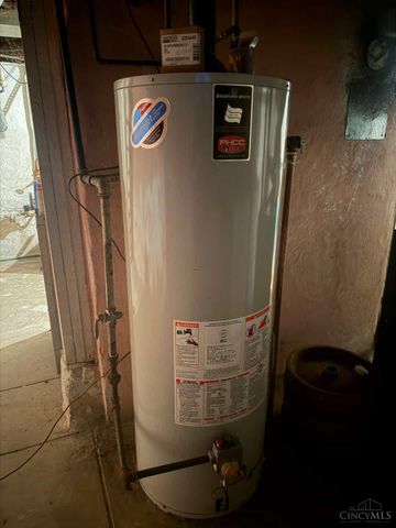 813 Greenwich Avenue, Cincinnati, OH 45238