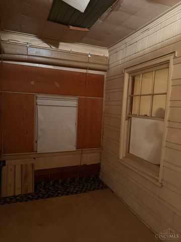 813 Greenwich Avenue, Cincinnati, OH 45238