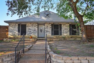 1831 E Peters Colony Road, Carrollton, TX 75007