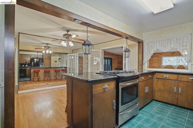 1320 Barcelona Ave, Stockton, CA 95209