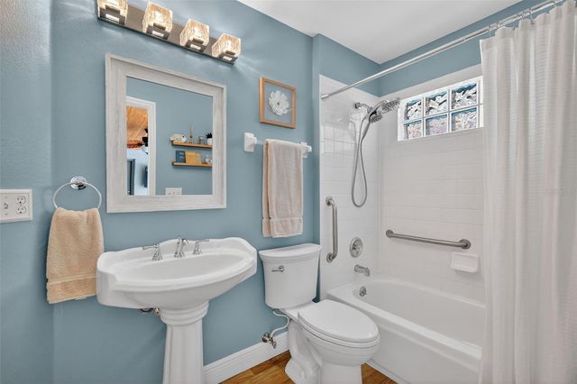 319 EASTRIDGE DRIVE, Eustis, FL 32726