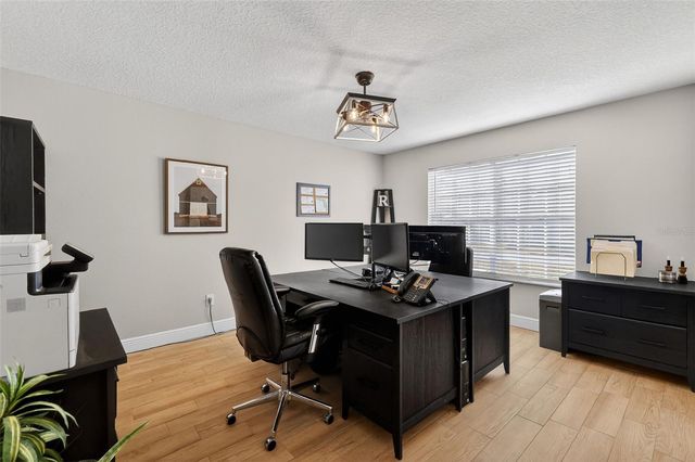 319 EASTRIDGE DRIVE, Eustis, FL 32726