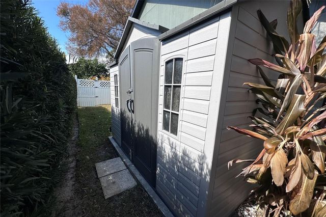 319 EASTRIDGE DRIVE, Eustis, FL 32726