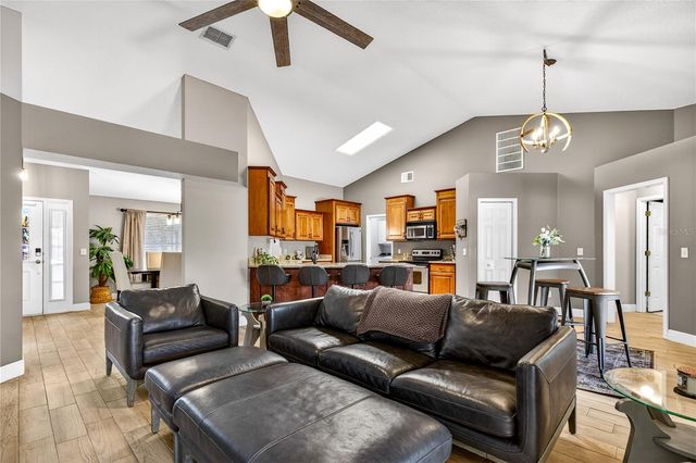 319 EASTRIDGE DRIVE, Eustis, FL 32726