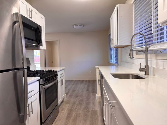 110 Montoya Drive 110, Branford, CT 06405