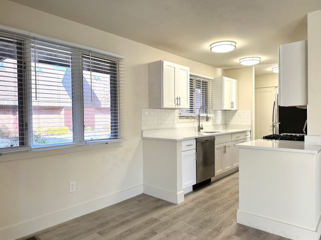 110 Montoya Drive 110, Branford, CT 06405