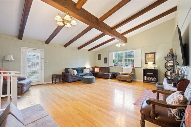 384 Hunt Drive, Savannah, GA 31406