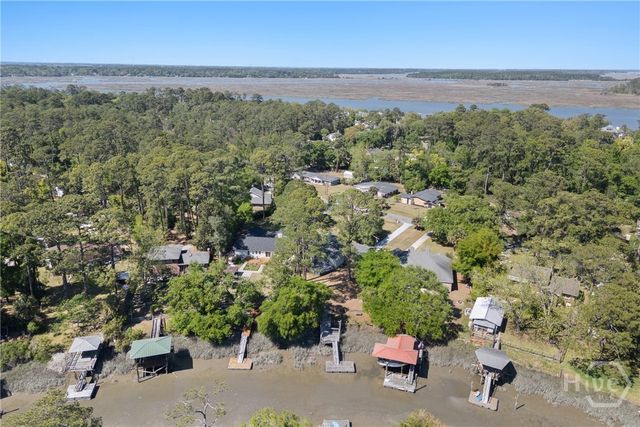 384 Hunt Drive, Savannah, GA 31406
