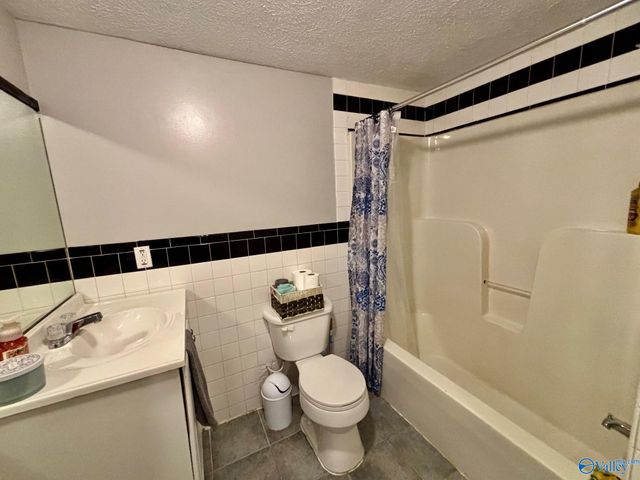 6739 Main Street, Hokes Bluff, AL 35903