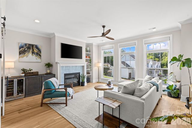 1429 Belle Terre Avenue, Charlotte, NC 28205