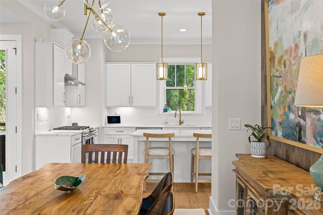 1429 Belle Terre Avenue, Charlotte, NC 28205