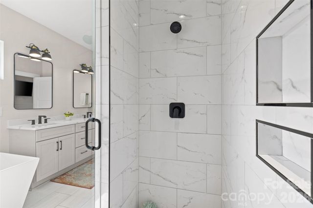1429 Belle Terre Avenue, Charlotte, NC 28205