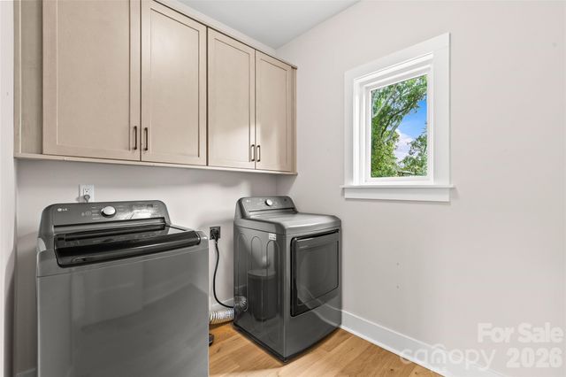 1429 Belle Terre Avenue, Charlotte, NC 28205