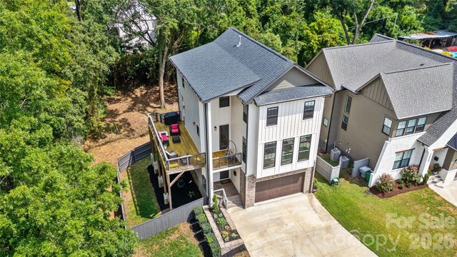 1429 Belle Terre Avenue, Charlotte, NC 28205