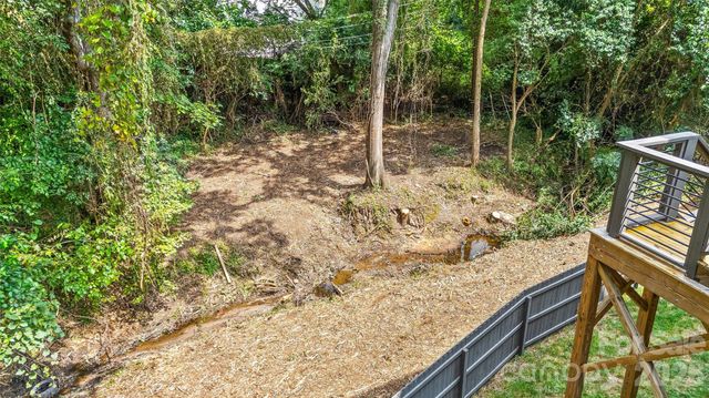 1429 Belle Terre Avenue, Charlotte, NC 28205