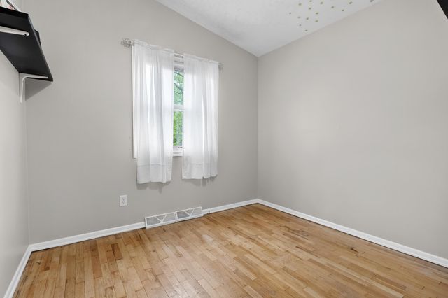 704 Flamingo Avenue, Portage City, MI 49024