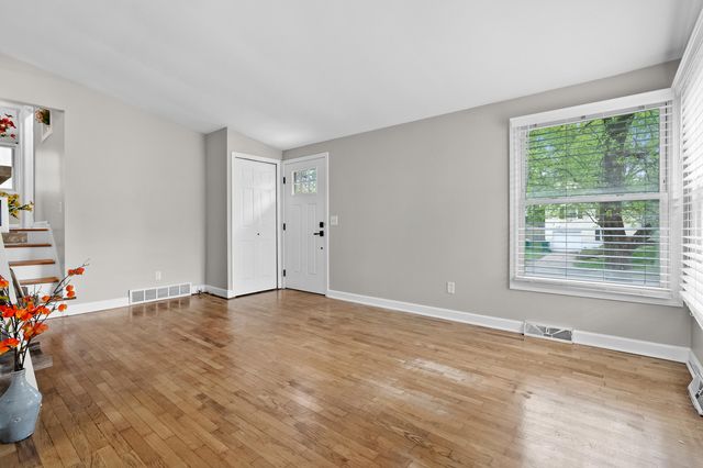 704 Flamingo Avenue, Portage City, MI 49024