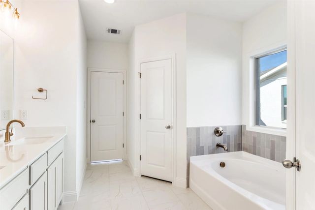 2716 Glasgow Way, Denton, TX 76207