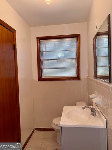 430 Windsor Drive, Forest Park, GA 30297