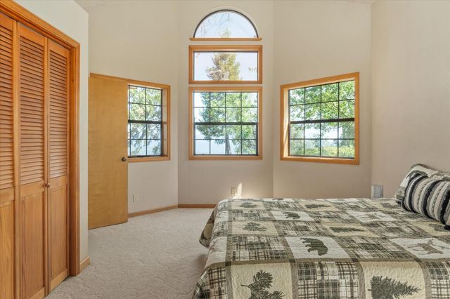 1016 Sandalwood Dr, Murphys, CA 95247