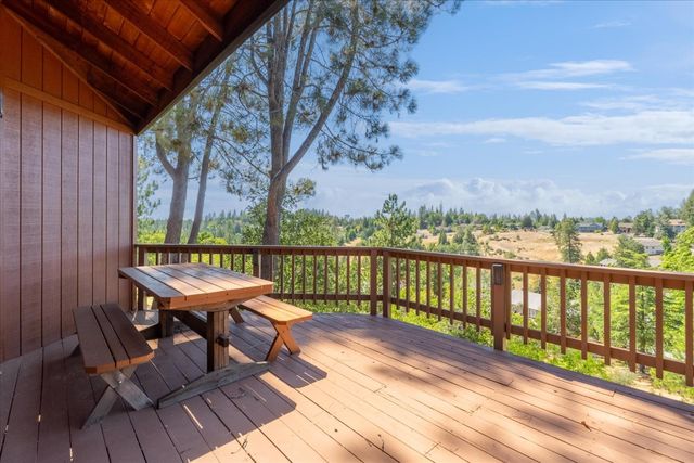 1016 Sandalwood Dr, Murphys, CA 95247