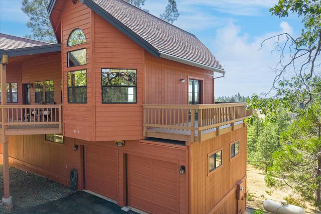 1016 Sandalwood Dr, Murphys, CA 95247