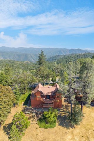 1016 Sandalwood Dr, Murphys, CA 95247