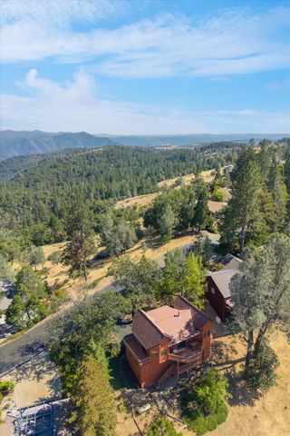 1016 Sandalwood Dr, Murphys, CA 95247