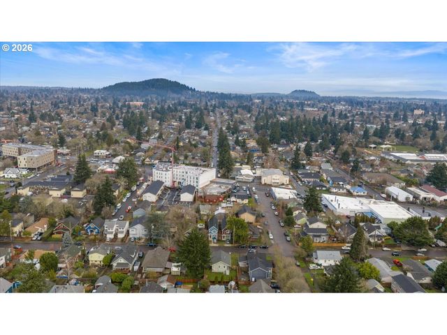 7336 Se STEELE St, Portland, OR 97206