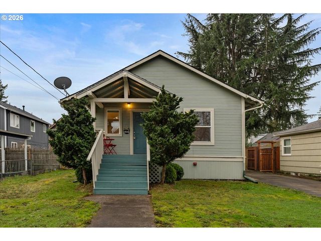 7336 Se STEELE St, Portland, OR 97206