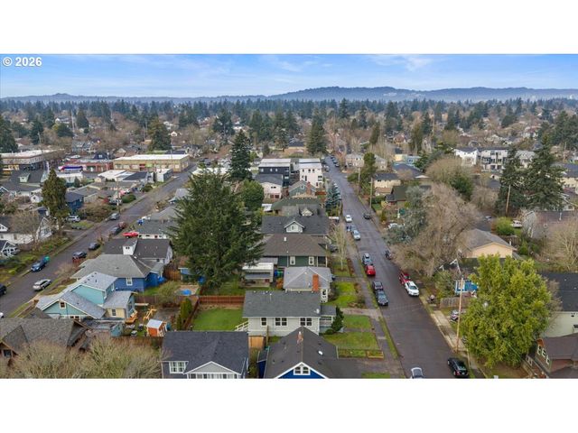 7336 Se STEELE St, Portland, OR 97206