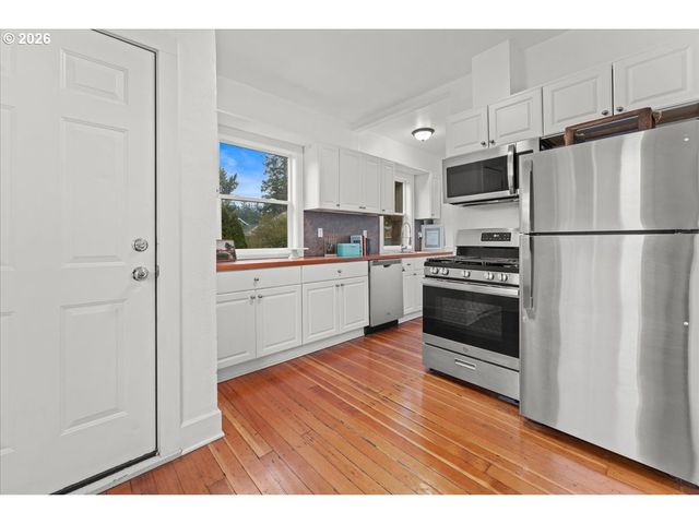 7336 Se STEELE St, Portland, OR 97206