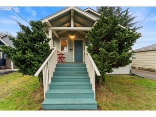 7336 Se STEELE St, Portland, OR 97206