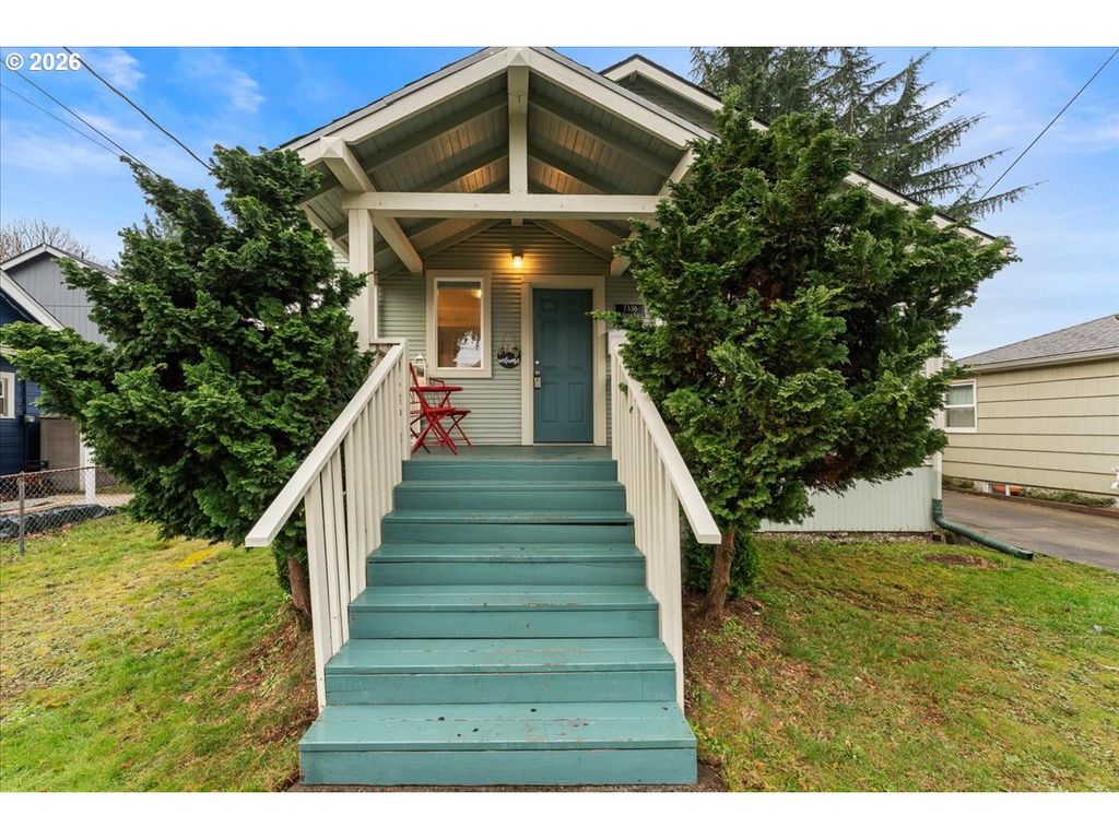 7336 Se STEELE St, Portland, OR 97206
