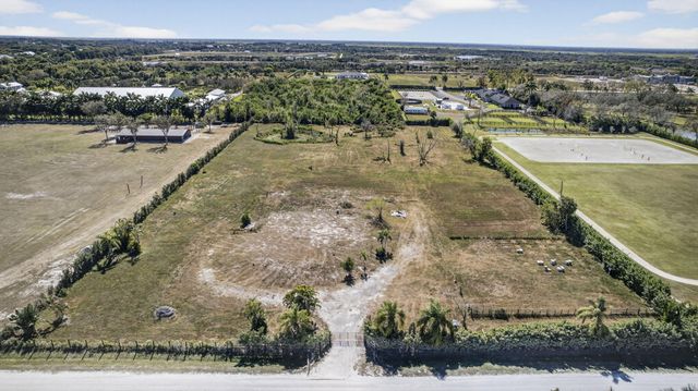 16296 Deer Path Lane, Wellington, FL 33470