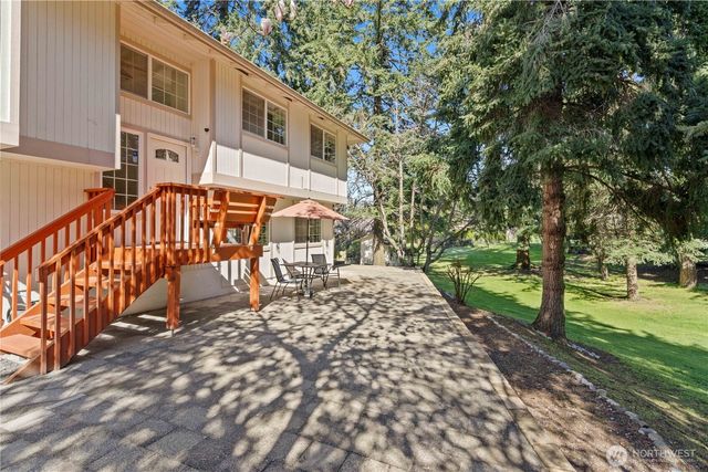 2138 SW 305th Street, Federal Way, WA 98023