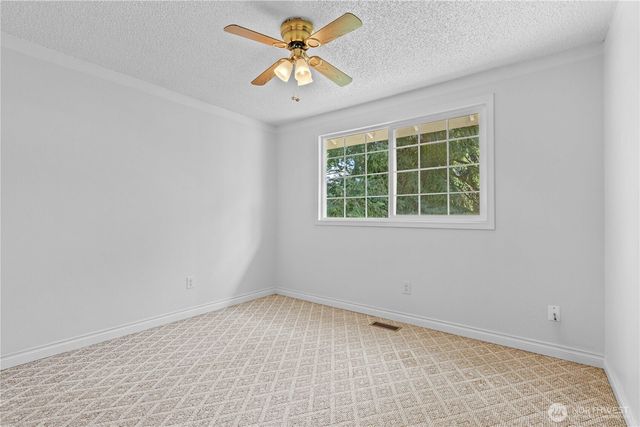 2138 SW 305th Street, Federal Way, WA 98023