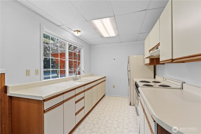 2138 SW 305th Street, Federal Way, WA 98023