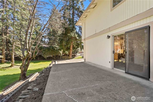 2138 SW 305th Street, Federal Way, WA 98023