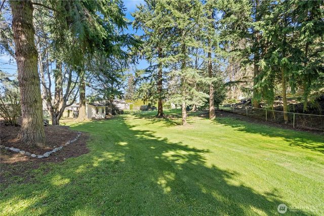2138 SW 305th Street, Federal Way, WA 98023