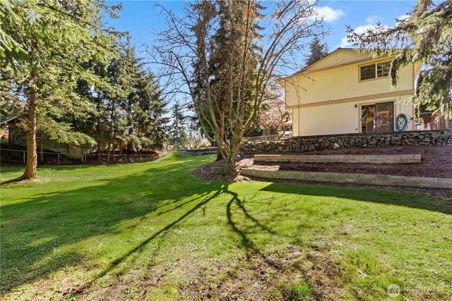 2138 SW 305th Street, Federal Way, WA 98023