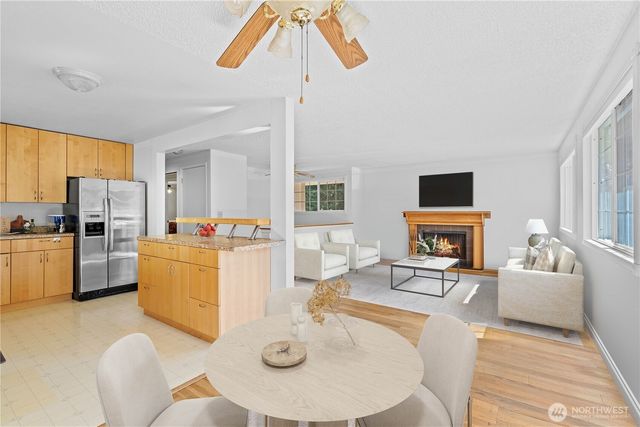 2138 SW 305th Street, Federal Way, WA 98023