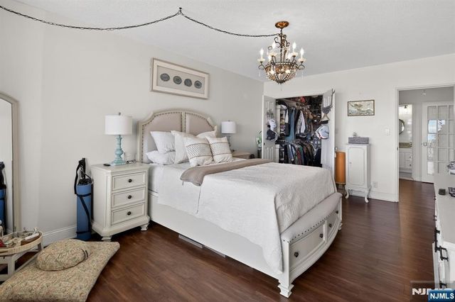 6 Horizon Road 1704, Fort Lee, NJ 07024