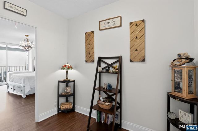 6 Horizon Road 1704, Fort Lee, NJ 07024