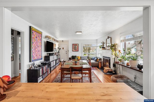 410 23rd St SE, Salem, OR 97301