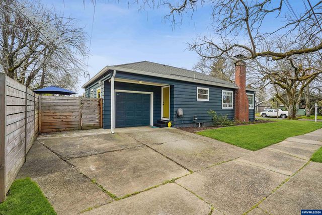 410 23rd St SE, Salem, OR 97301