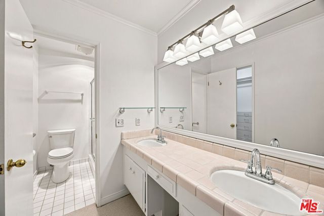 2301 S Beverly Glen Boulevard 301, Los Angeles, CA 90064