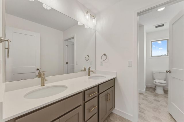 15032 Ardmullivan Lane, Rosemount, MN 55068