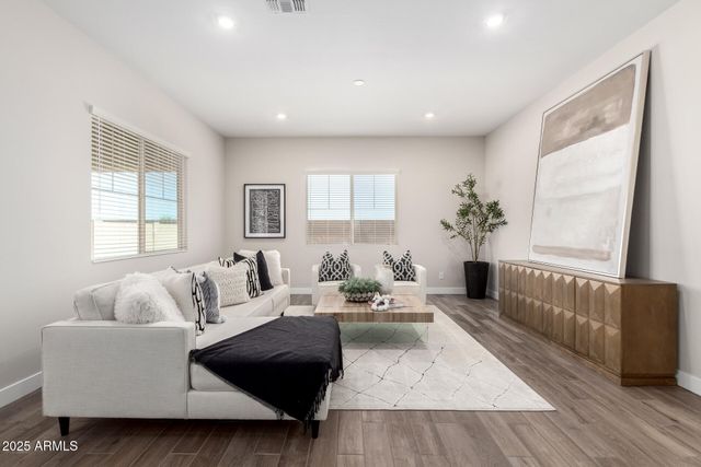 43471 N Wollemi Street, Queen Creek, AZ 85140